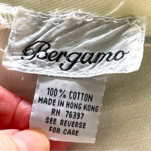 Bergamo Vintage 80’s High-Waisted Shorts | Cuffed Hem | 100% Cotton | Off White - Picture 6 of 11